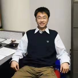 黄色仓库