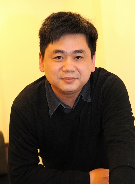 黄色仓库