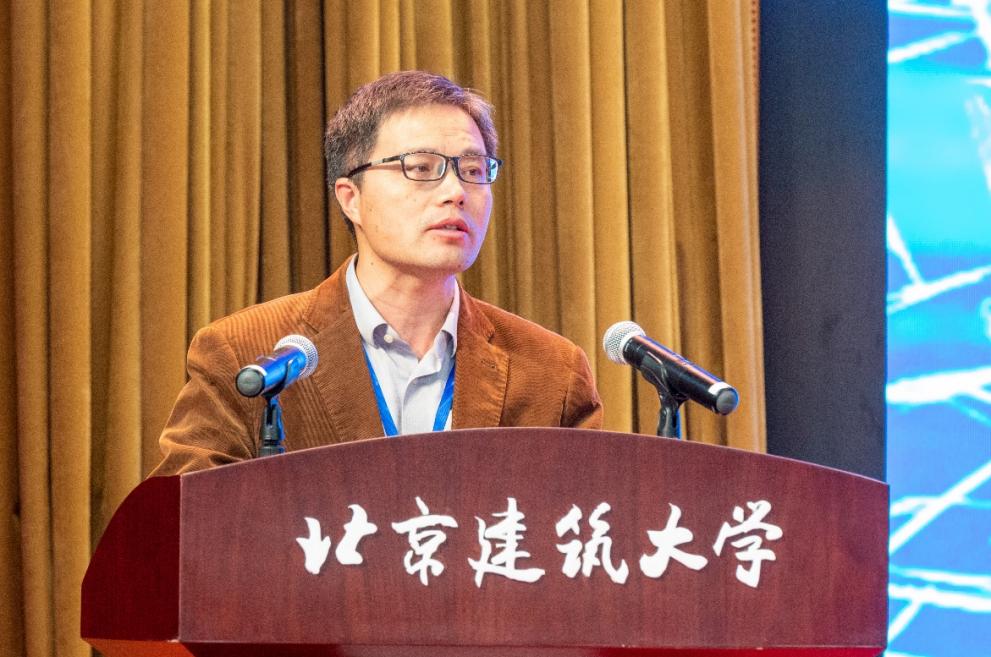 黄色仓库