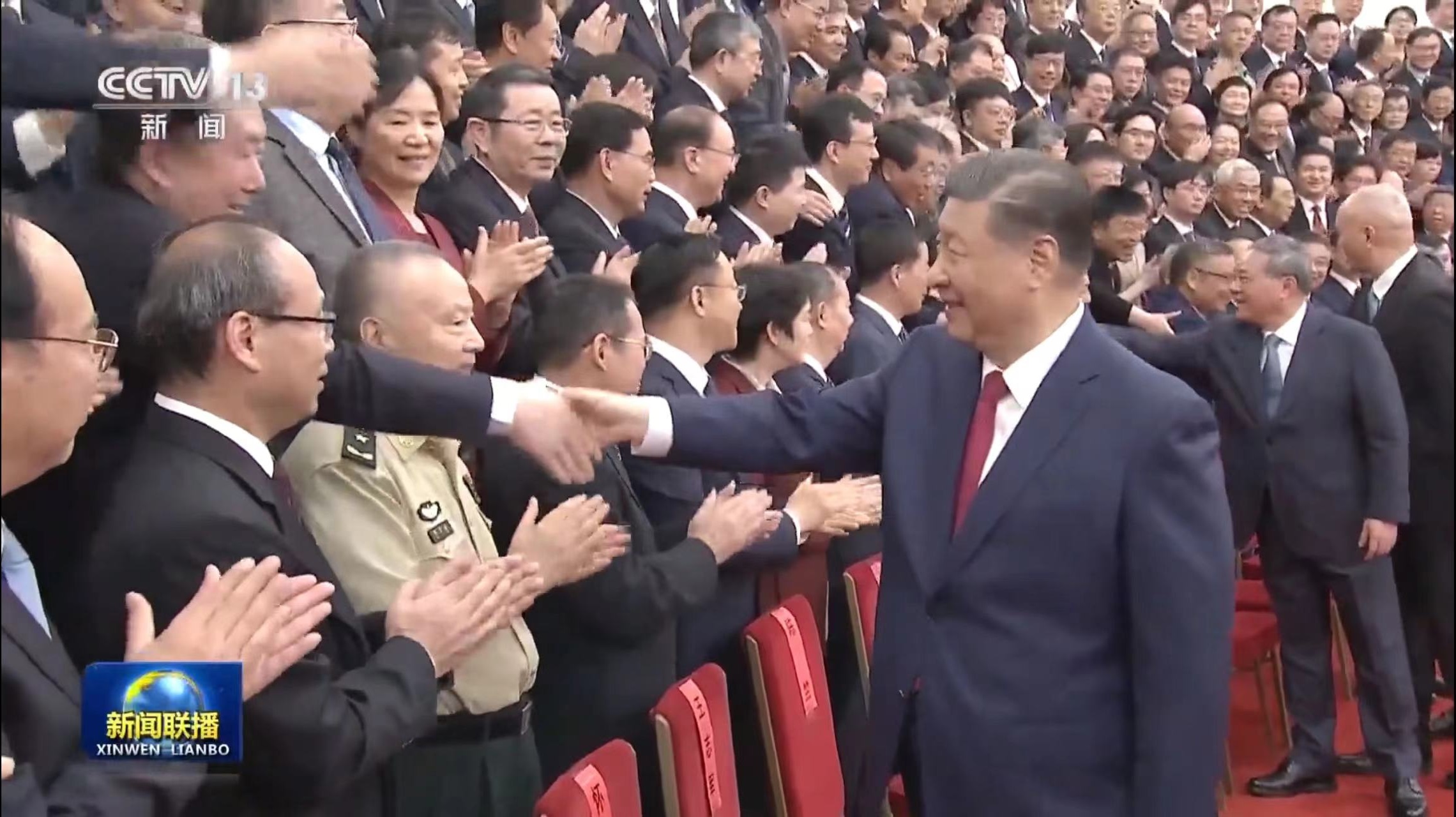 黄色仓库