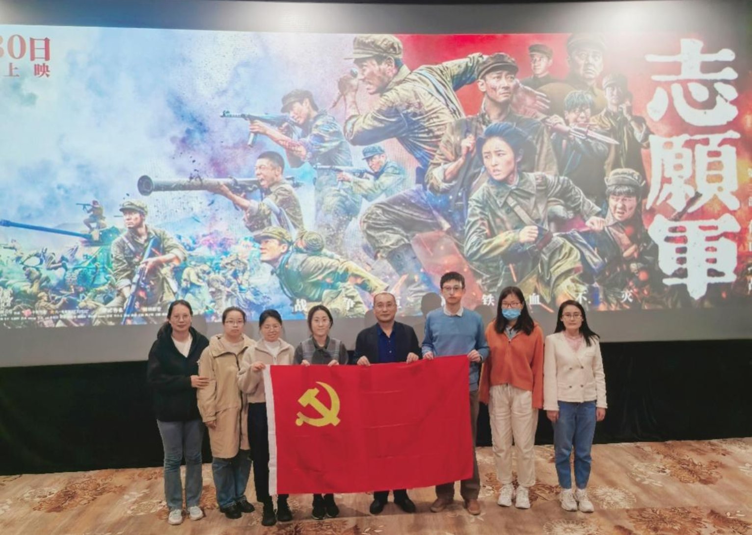 黄色仓库